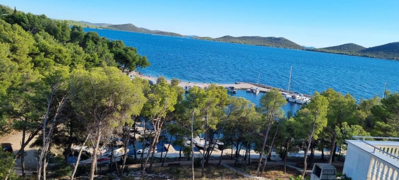 Apartman "Cvita" Drage Exterior foto